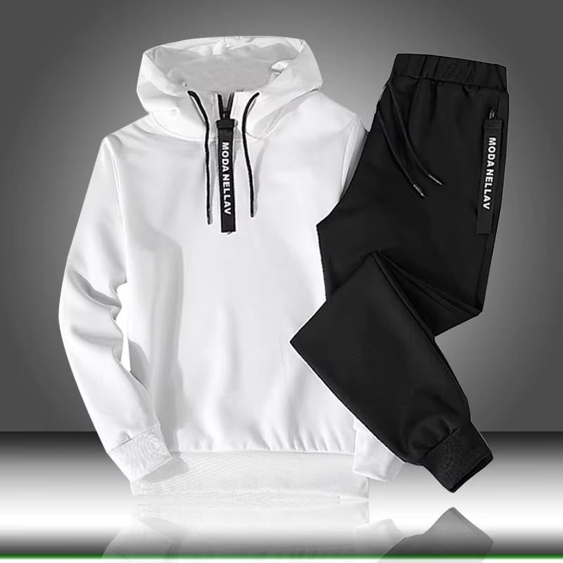 Hoodie And Sweatpants (Moda Nellav)