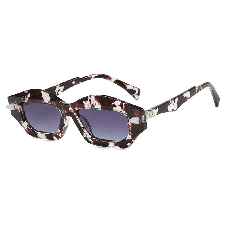 Irregular small frame sunglasses, high-end fashion show sunglasses, versatile, trendy, modern and fashionable sunglasses for women