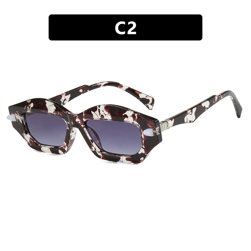 Irregular small frame sunglasses, high-end fashion show sunglasses, versatile, trendy, modern and fashionable sunglasses for women