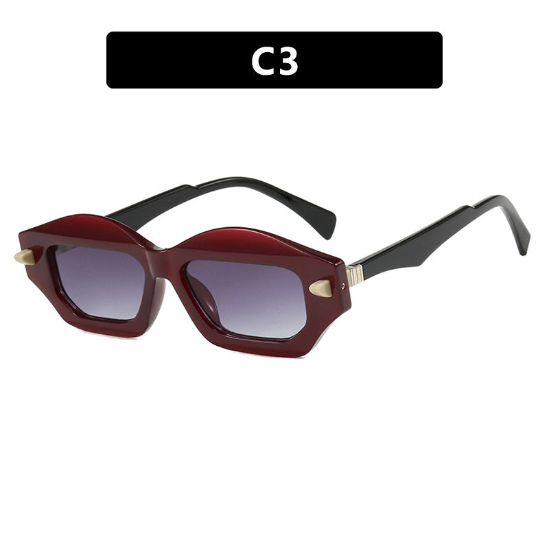 Irregular small frame sunglasses, high-end fashion show sunglasses, versatile, trendy, modern and fashionable sunglasses for women